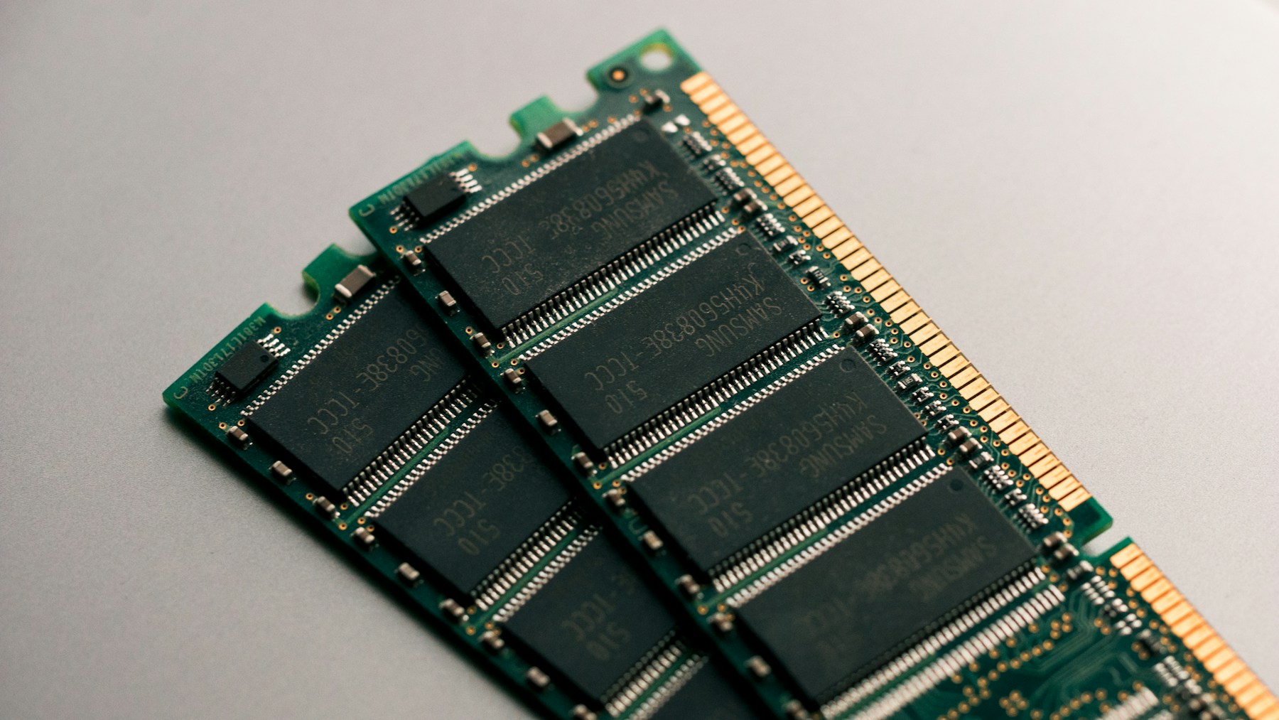 DDR5 против DDR4: стоит ли переплачивать